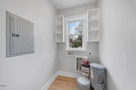 2805 B Fawn Avenue Durham NC 27705