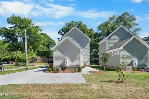 2805 B Fawn Avenue Durham NC 27705