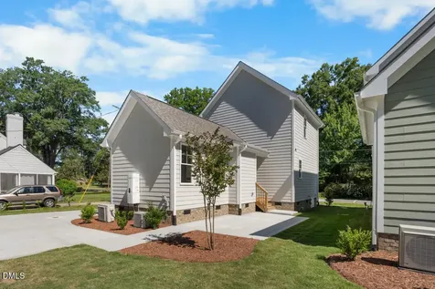 2805 B Fawn Avenue Durham NC 27705