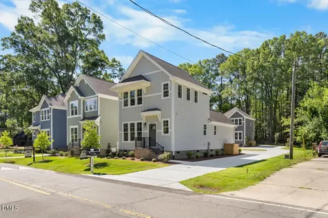 2805 B Fawn Avenue Durham NC 27705