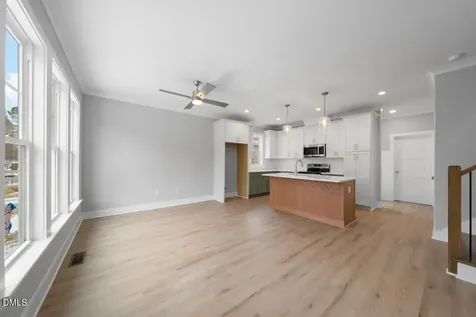 2805 B Fawn Avenue Durham NC 27705