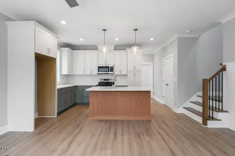 2805 B Fawn Avenue Durham NC 27705