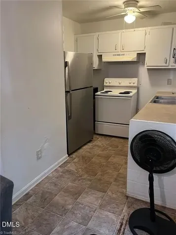 1242 Woodbriar Avenue Greensboro NC 27405