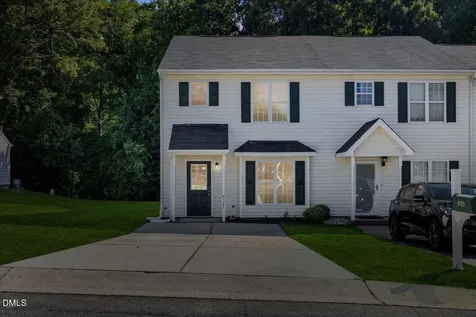 4721 Tanglewood Oaks Street Raleigh NC 27610