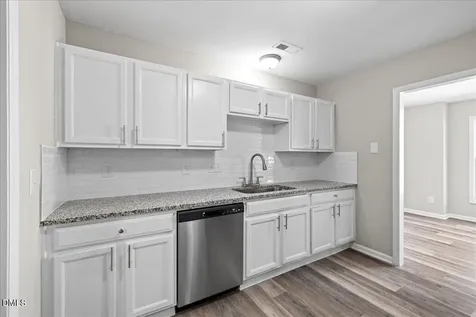 4721 Tanglewood Oaks Street Raleigh NC 27610