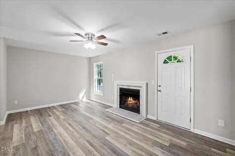 4721 Tanglewood Oaks Street Raleigh NC 27610