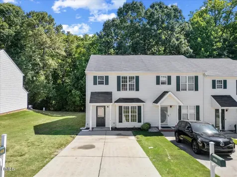4721 Tanglewood Oaks Street Raleigh NC 27610