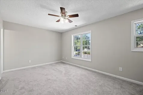 4721 Tanglewood Oaks Street Raleigh NC 27610