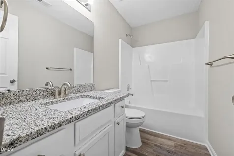 4721 Tanglewood Oaks Street Raleigh NC 27610