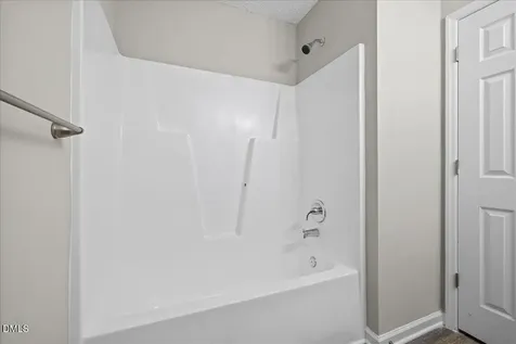 4721 Tanglewood Oaks Street Raleigh NC 27610