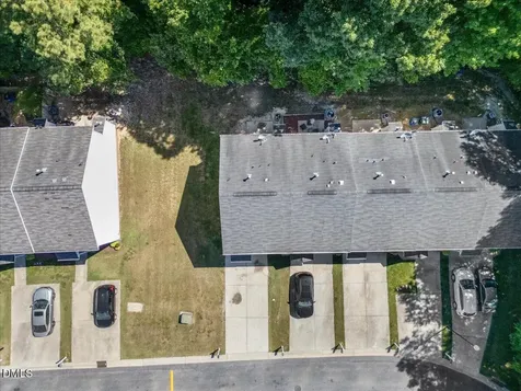 4721 Tanglewood Oaks Street Raleigh NC 27610