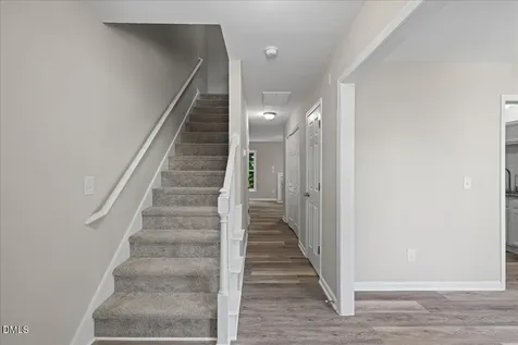 4721 Tanglewood Oaks Street Raleigh NC 27610