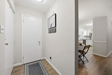 1008 Sandlin Place Raleigh NC 27606