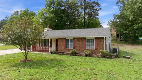3909 Old Creek Court Raleigh NC 27604