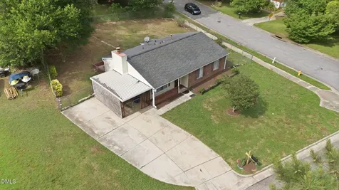 3909 Old Creek Court Raleigh NC 27604