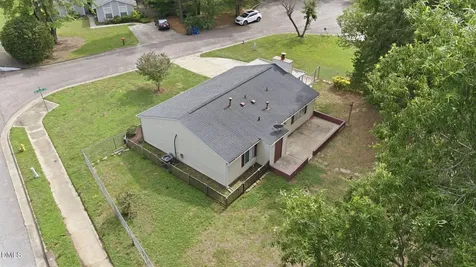 3909 Old Creek Court Raleigh NC 27604