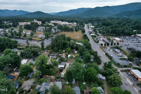 99999 Knauth Road Asheville NC 28805