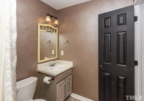 9128 Colony Village Lane Raleigh NC 27617