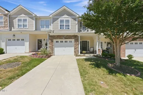 4019 Comrie Lane Burlington NC 27215