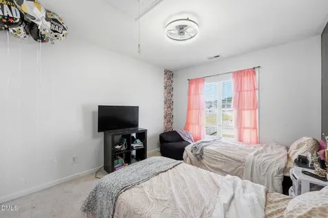 4019 Comrie Lane Burlington NC 27215