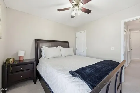 4019 Comrie Lane Burlington NC 27215