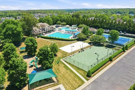 4019 Comrie Lane Burlington NC 27215