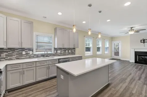 9116 Ashton Glen Drive Zebulon NC 27597