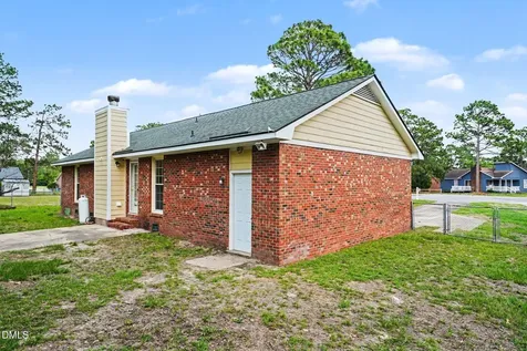 2804 Empire Court Fayetteville NC 28306
