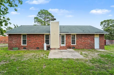 2804 Empire Court Fayetteville NC 28306