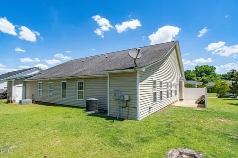 67 Ariel Street Lillington NC 27546