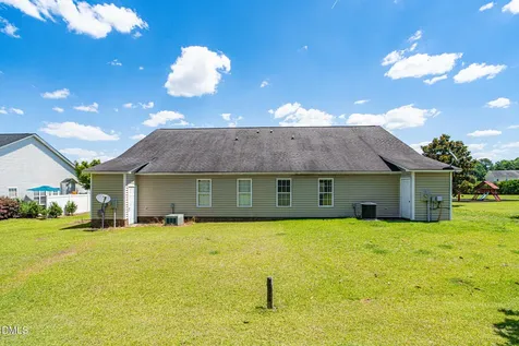 67 Ariel Street Lillington NC 27546