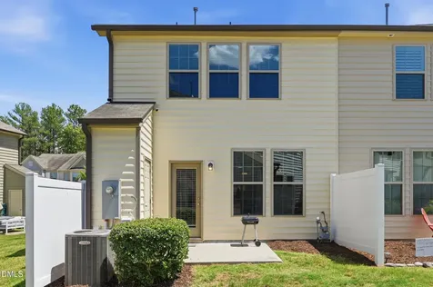 212 Cross Blossom Road Durham NC 27703
