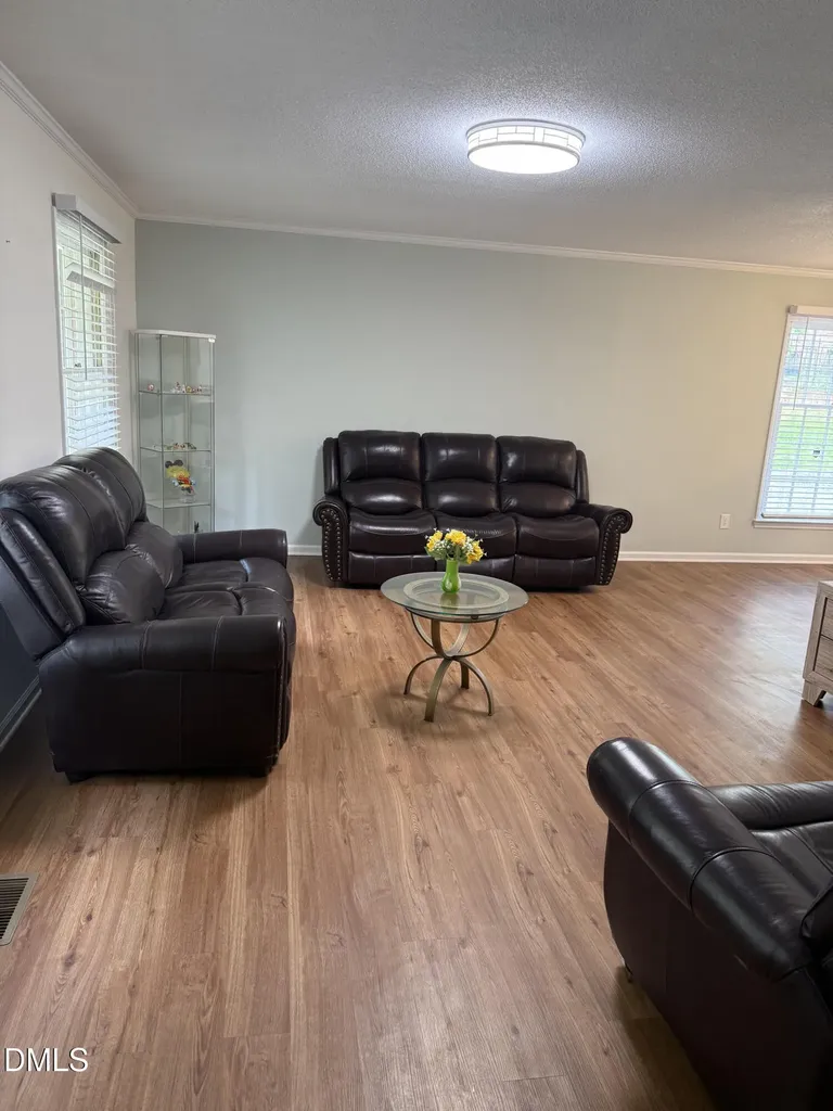 1920 White Plains Road Chapel Hill NC 27517