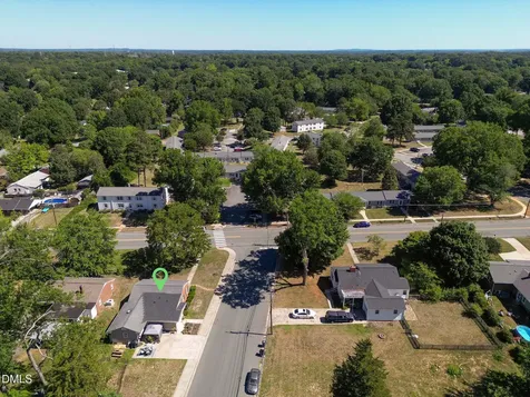 1702 W Front Street Burlington NC 27215