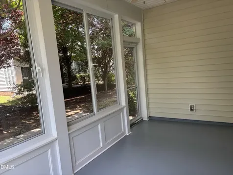 542 Tomkins Loop Cary NC 27519