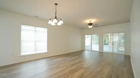 542 Tomkins Loop Cary NC 27519