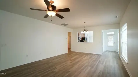 542 Tomkins Loop Cary NC 27519