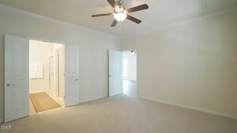 542 Tomkins Loop Cary NC 27519