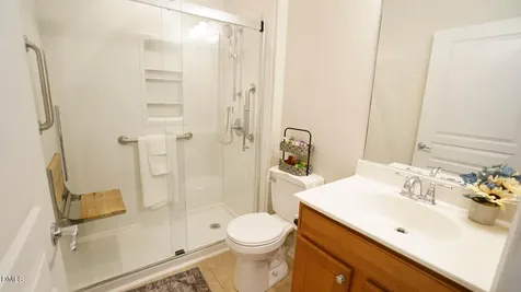 542 Tomkins Loop Cary NC 27519