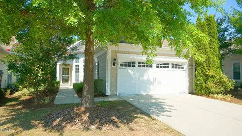 542 Tomkins Loop Cary NC 27519