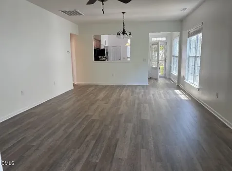 542 Tomkins Loop Cary NC 27519