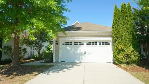 542 Tomkins Loop Cary NC 27519