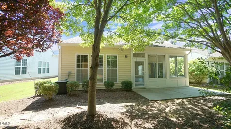 542 Tomkins Loop Cary NC 27519