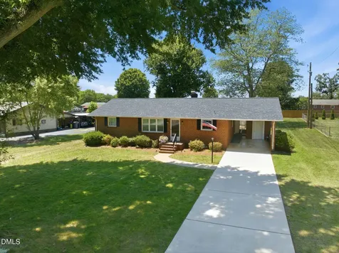 504 Sherwood Road Reidsville NC 27320