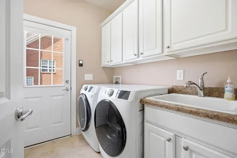 102 Alliance Circle W Cary NC 27519