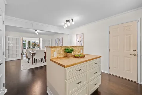 429 Warren Avenue Cary NC 27511