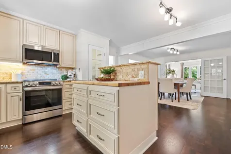 429 Warren Avenue Cary NC 27511