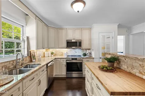429 Warren Avenue Cary NC 27511