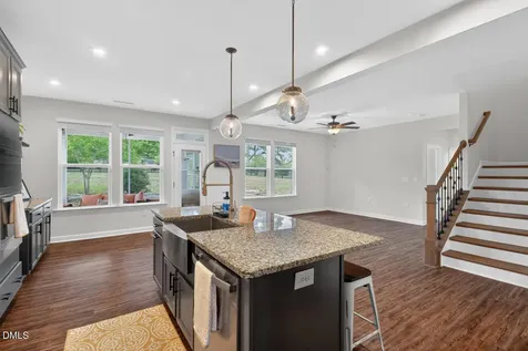 21 E Odell Lane Zebulon NC 27597