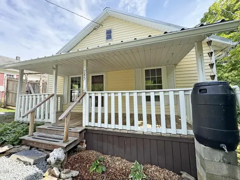 745 Rex Hillsborough NC 27278